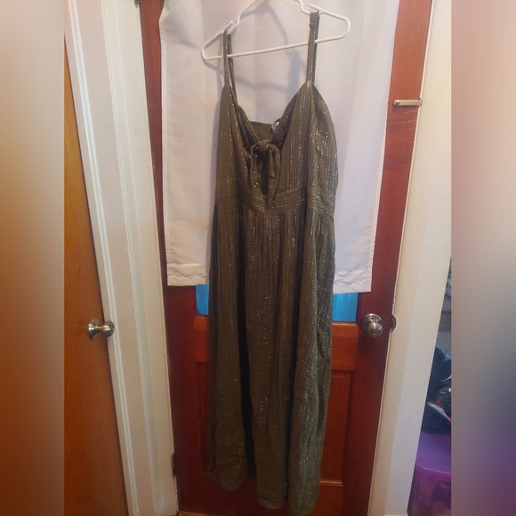 NWT PLUS size Bar III size 3x dress with slit - Picture 3 of 14